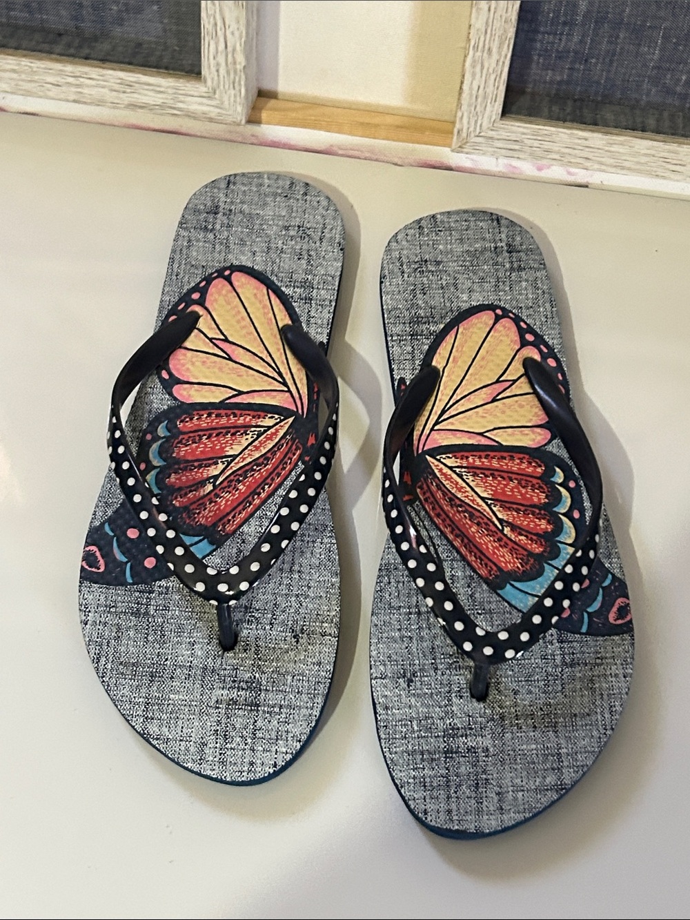 Women's Butterfly Print Gray Flip Flops with Polka Dot Straps